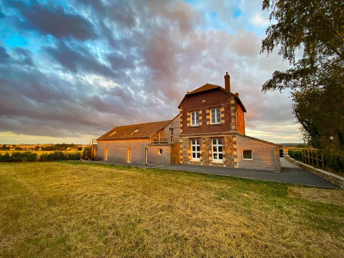 Отель Galerie, Tumulus De La Hogue Fontenay-le-Marmion Экстерьер фото